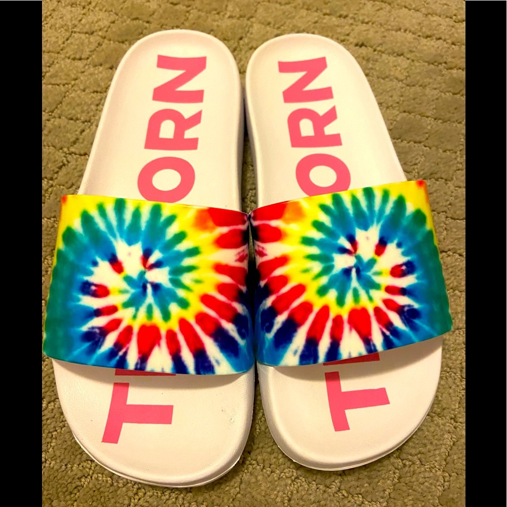 Tretorn tie dye slides -size 6
